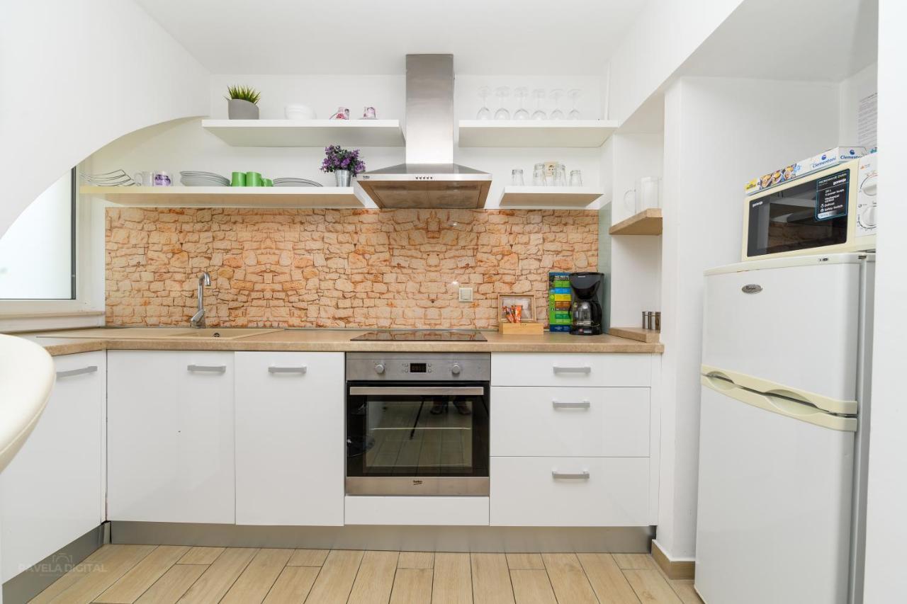 Apartments Maksim And Timon Krk Town Εξωτερικό φωτογραφία