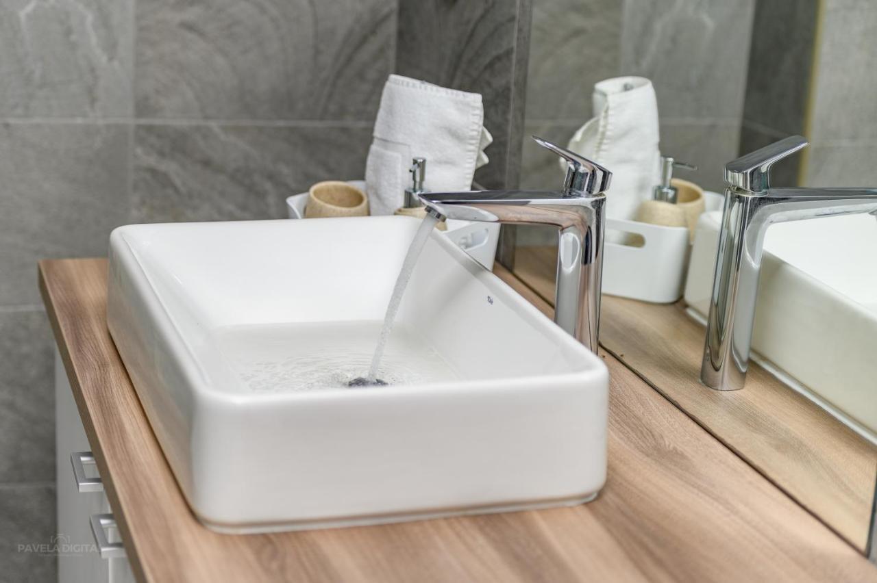 Apartments Maksim And Timon Krk Town Εξωτερικό φωτογραφία