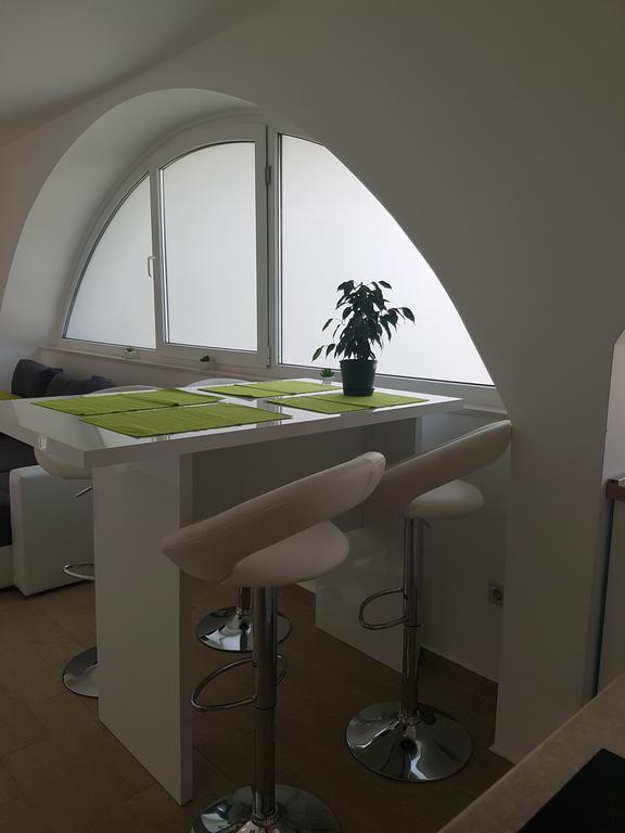 Apartments Maksim And Timon Krk Town Εξωτερικό φωτογραφία